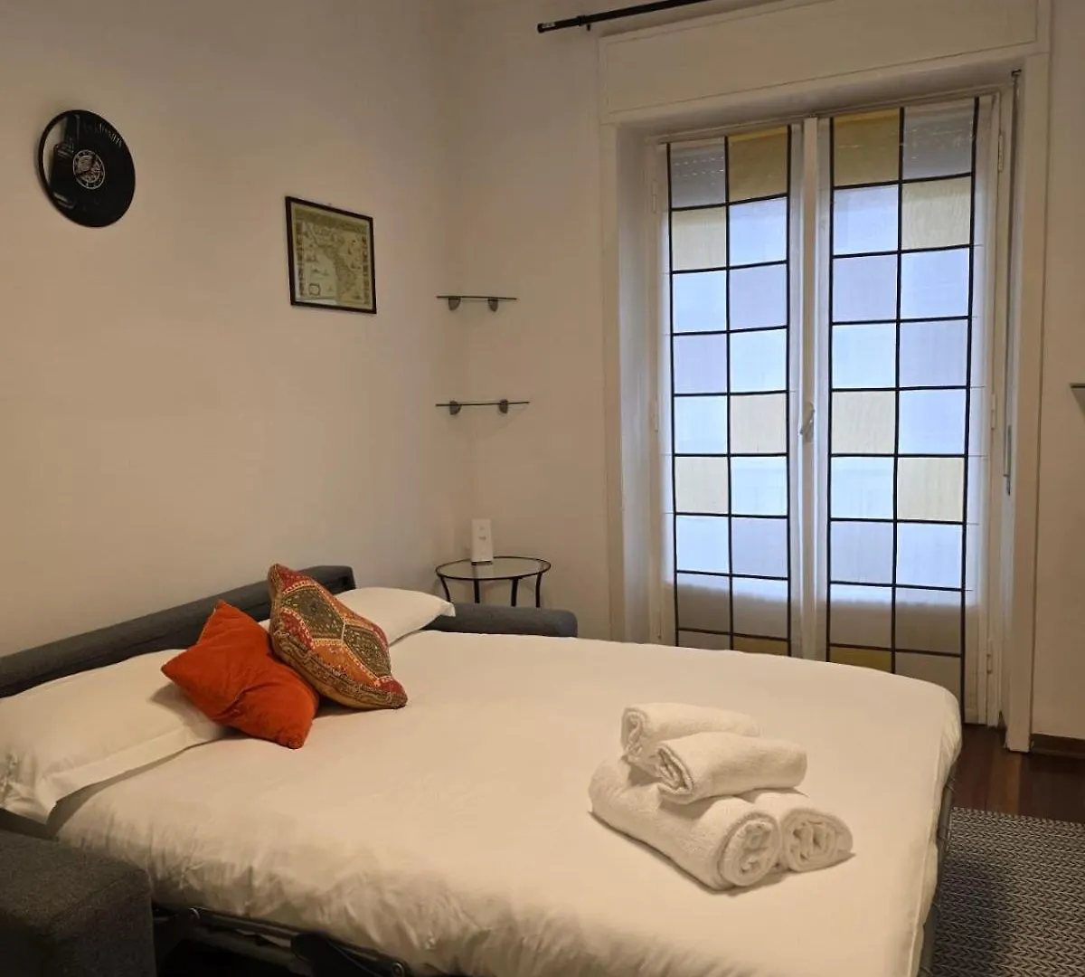 Hbhall Solari 11 Apartment Milan