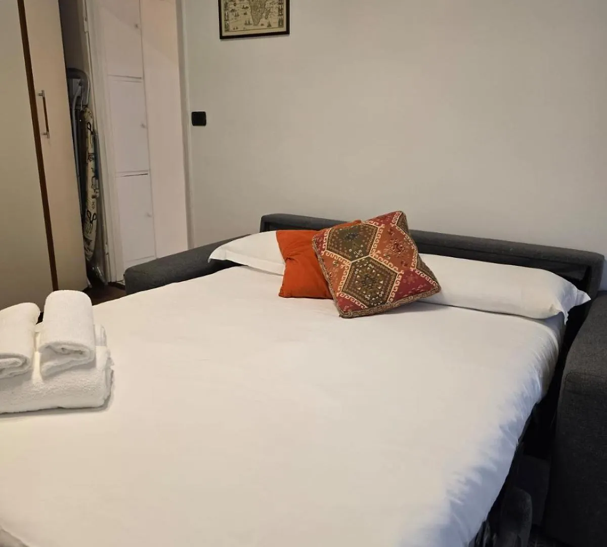 Hbhall Solari 11 Apartment Milan