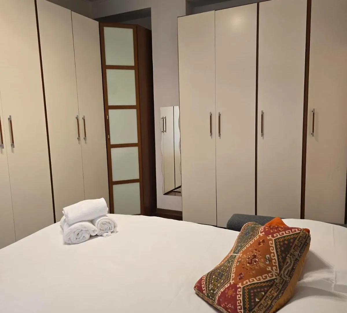 Hbhall Solari 11 Apartment Milan